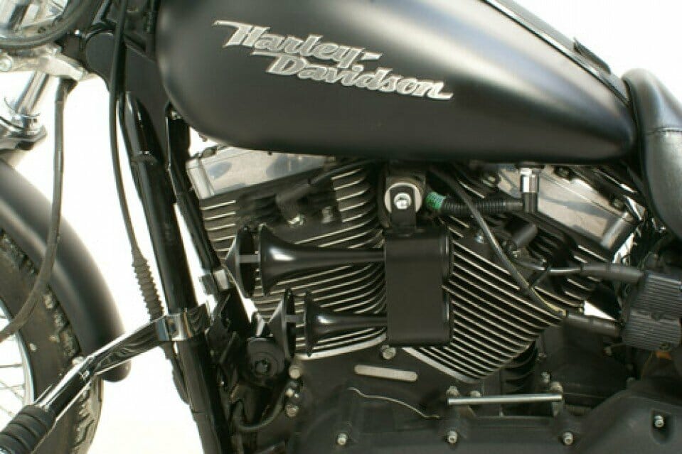  Harley  Davidson  Black Air Horn  Kit RIVCO