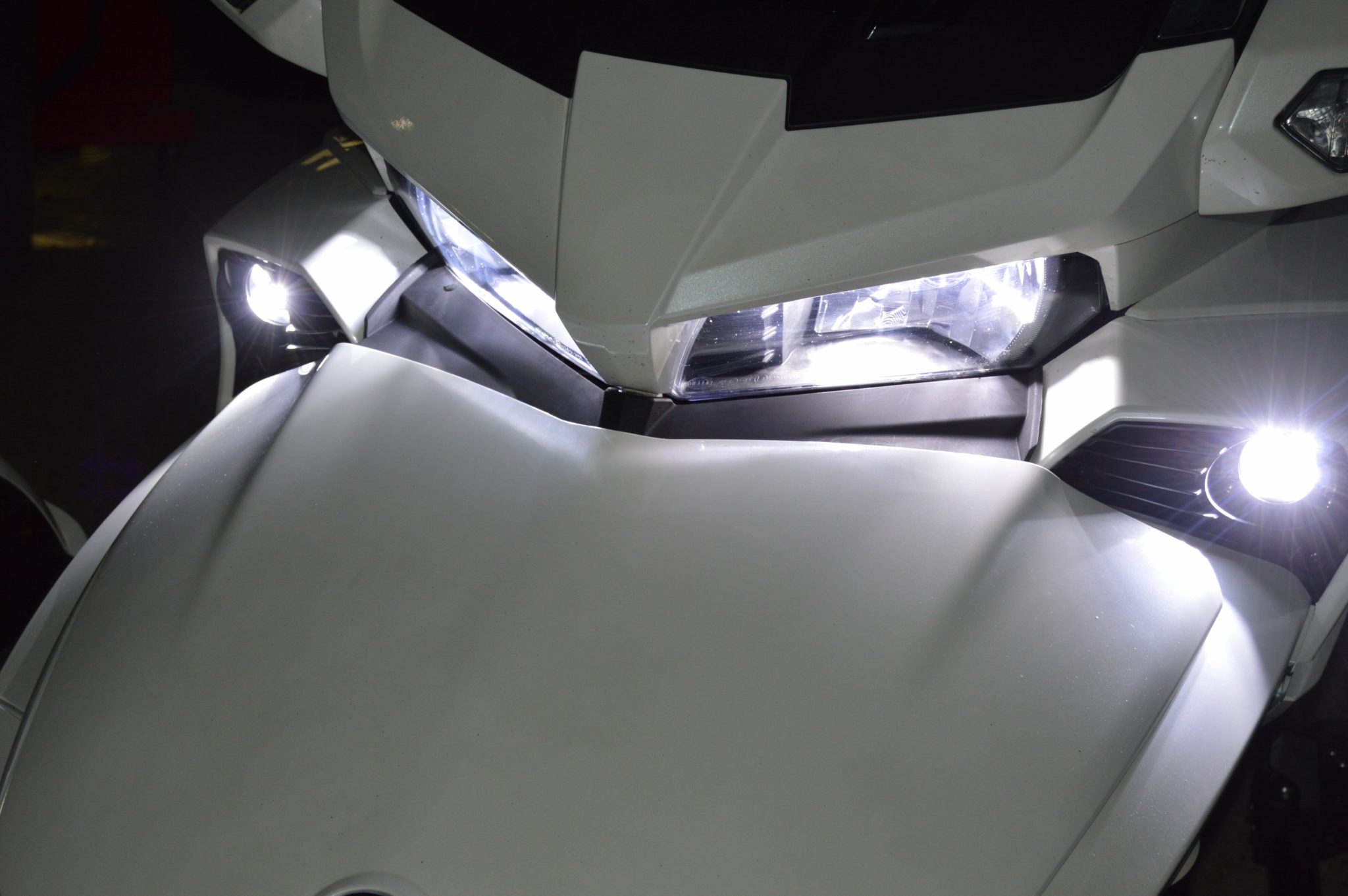 Vædde vejr Få RIVCO LED Driving Light Set For Can-Am® Spyder F3 Limited models